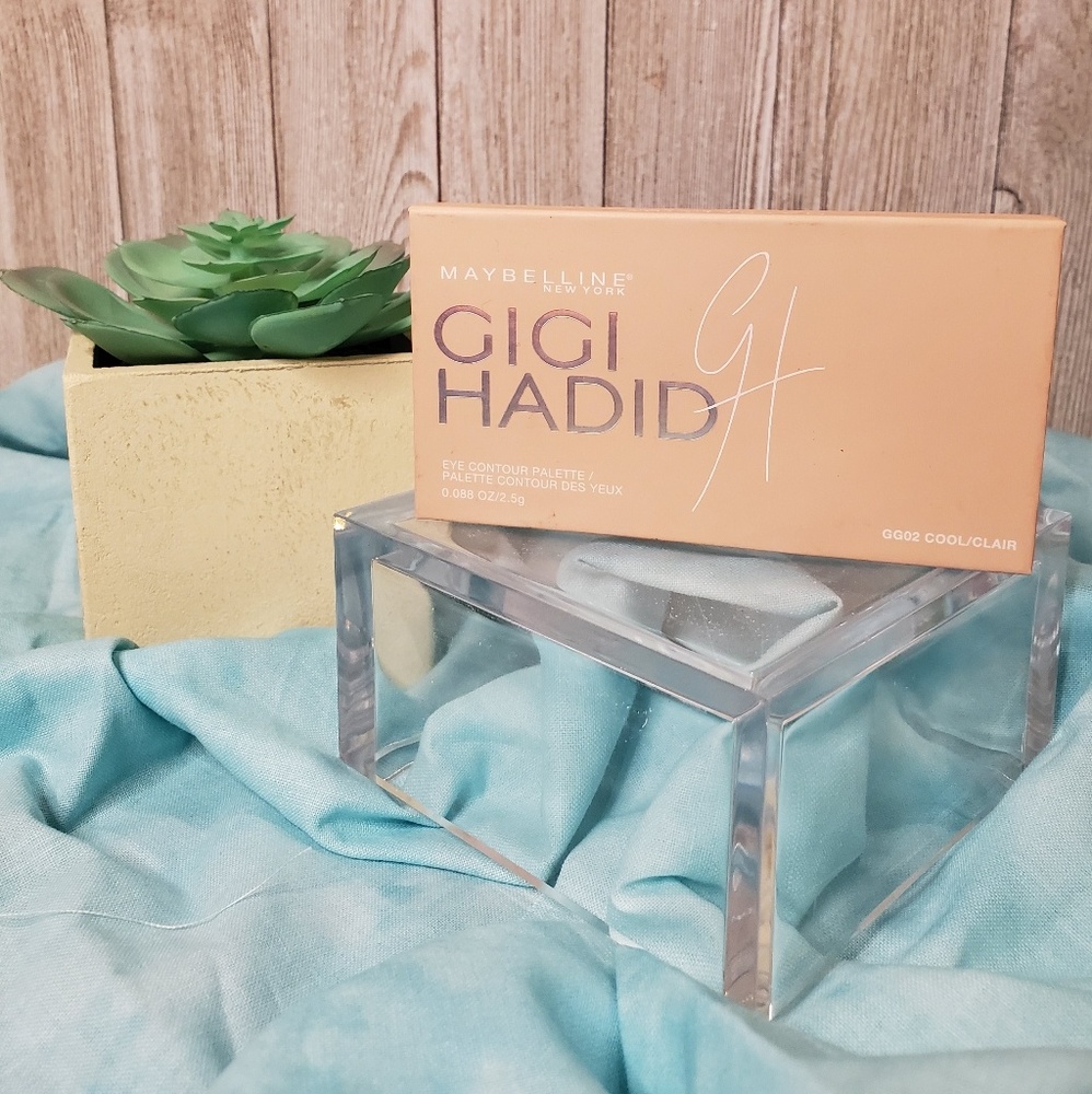 Gigi Hadid x Maybelline Eye Shadow Palette
